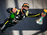 Ricciardo夺得雷诺车队的第一个领奖台