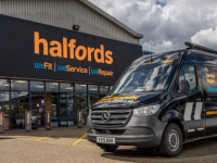Halfords收购通用轮胎和汽车中心