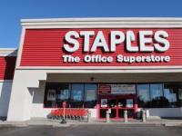 Staples出价10亿美元收购Office Depot所有者的消费者业务