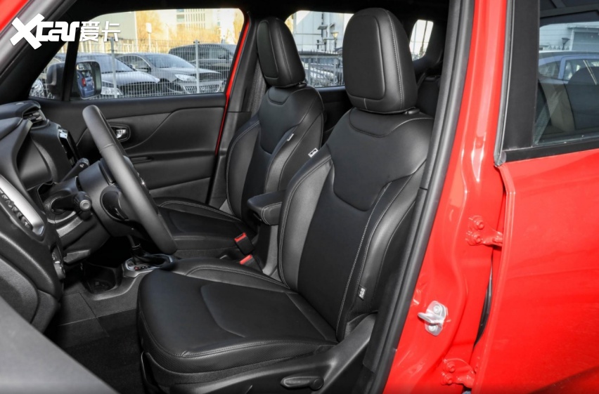 Jeep颜值SUV：外观个性复古，搭载全景天窗，通过性高，仅12万起