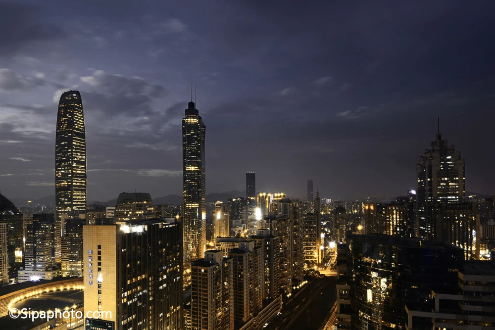 上海房价三连跌，两万炒房客被套上海楼市，8月第一周一线城市楼市数据出炉(上海房价下跌)