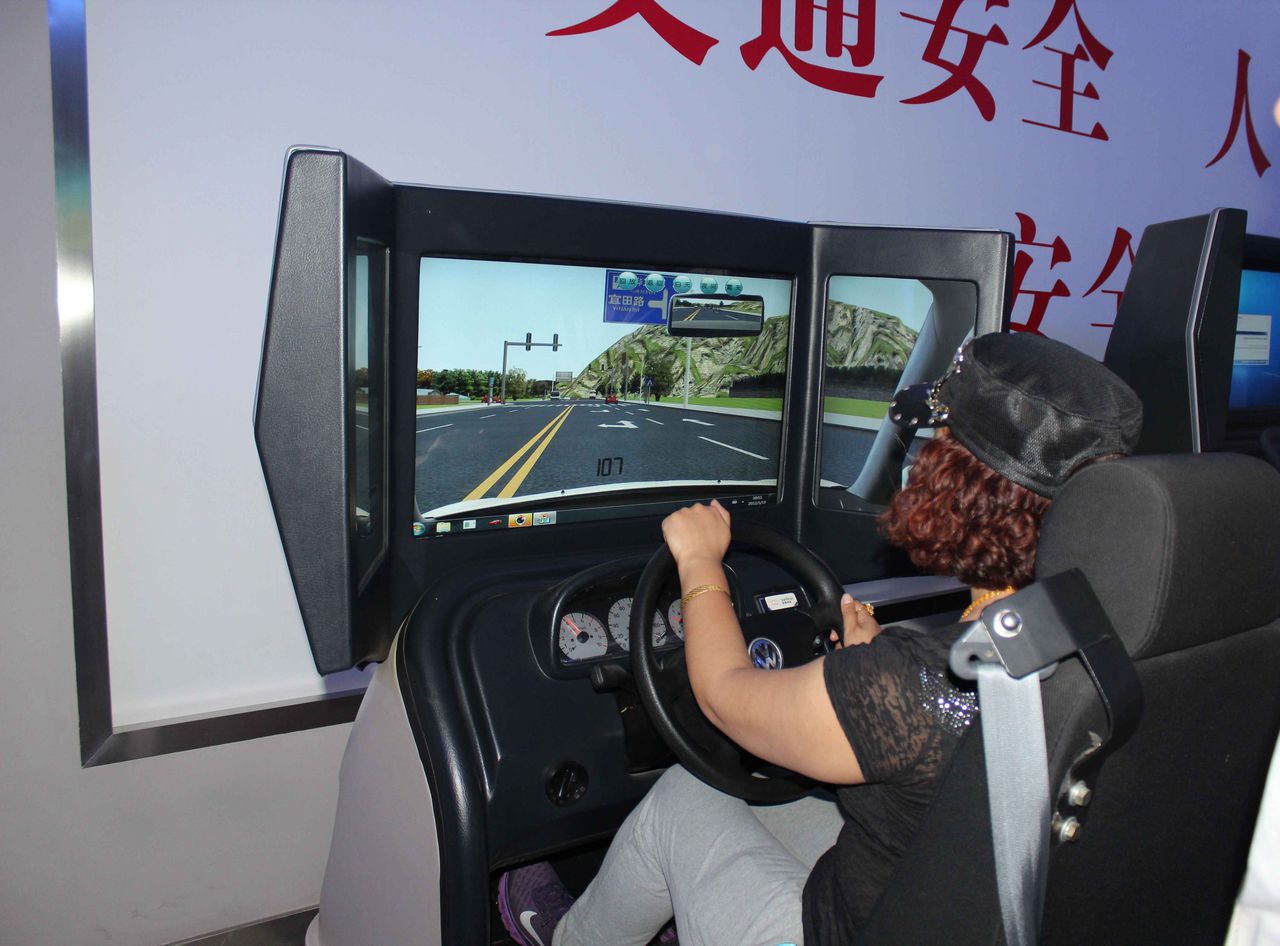 汽车模拟驾驶软件_汽车模拟驾驶_汽车模拟驾驶手机软件